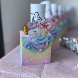 קופסא צבעים ודפים צביעה